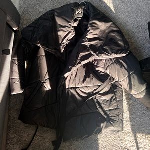Womens black oversized puffer jacket